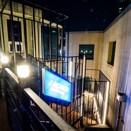 J-Honor Guesthouse Seoul Exterior photo