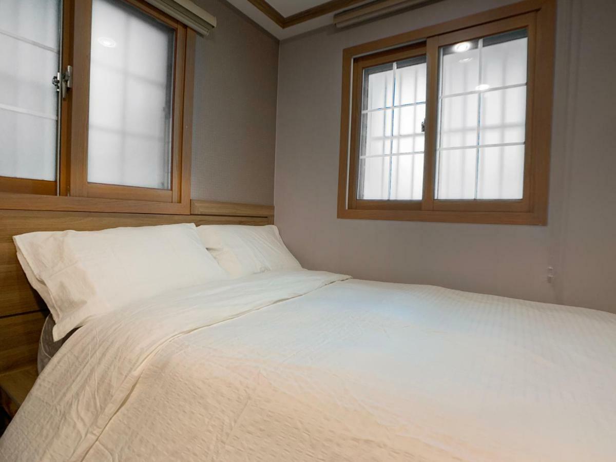 J-Honor Guesthouse Seoul Exterior photo