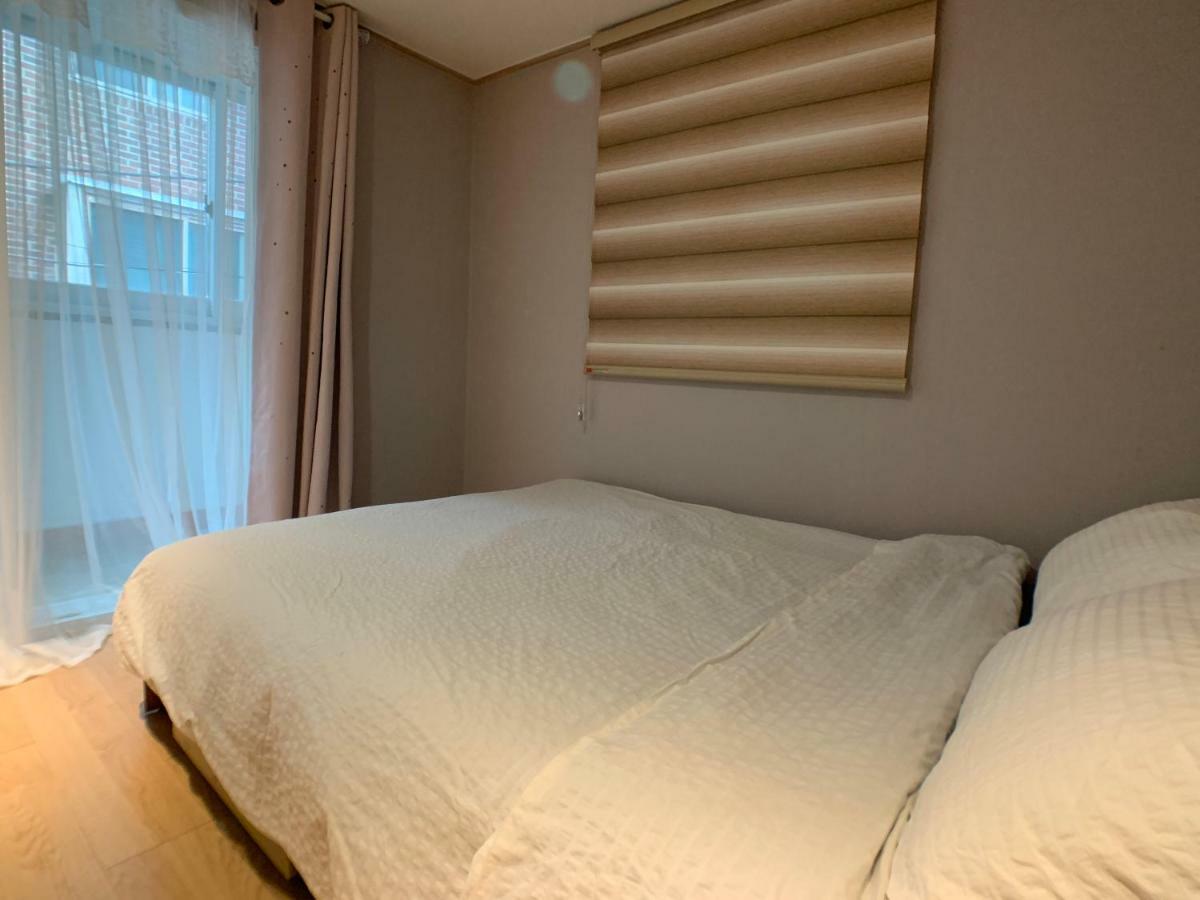 J-Honor Guesthouse Seoul Exterior photo